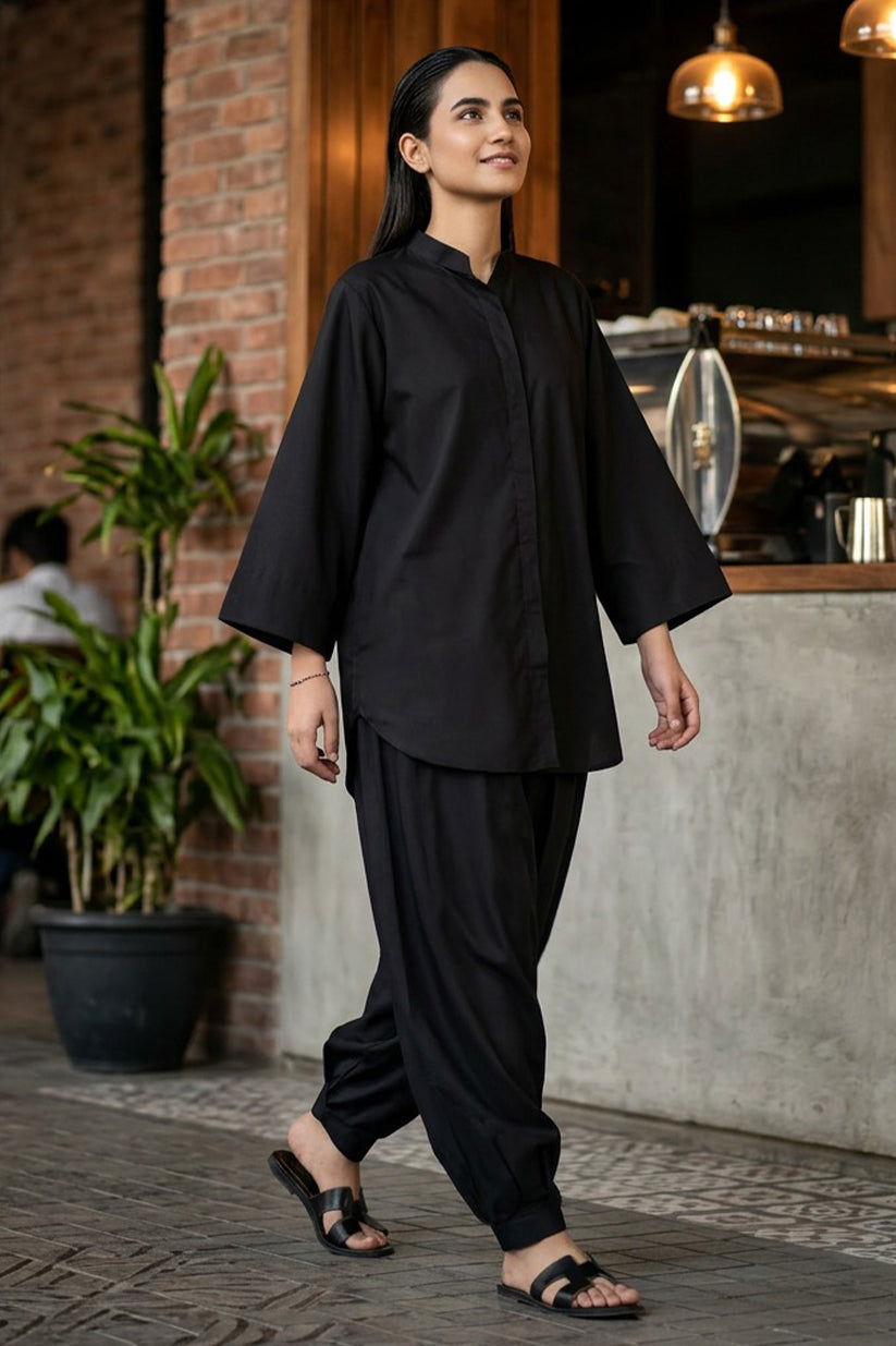 BUTTON DOWN SHIRT WITH BALLOON PANTS