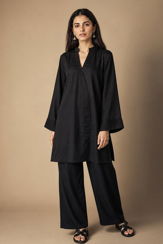 RELAXED FIT PLEATED SHIRT WITH WIDE LEG TROUSERS