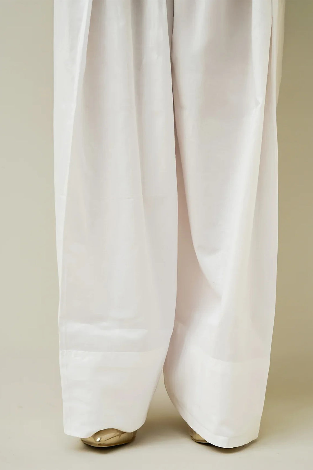 WHITE FARSHI SHALWAR