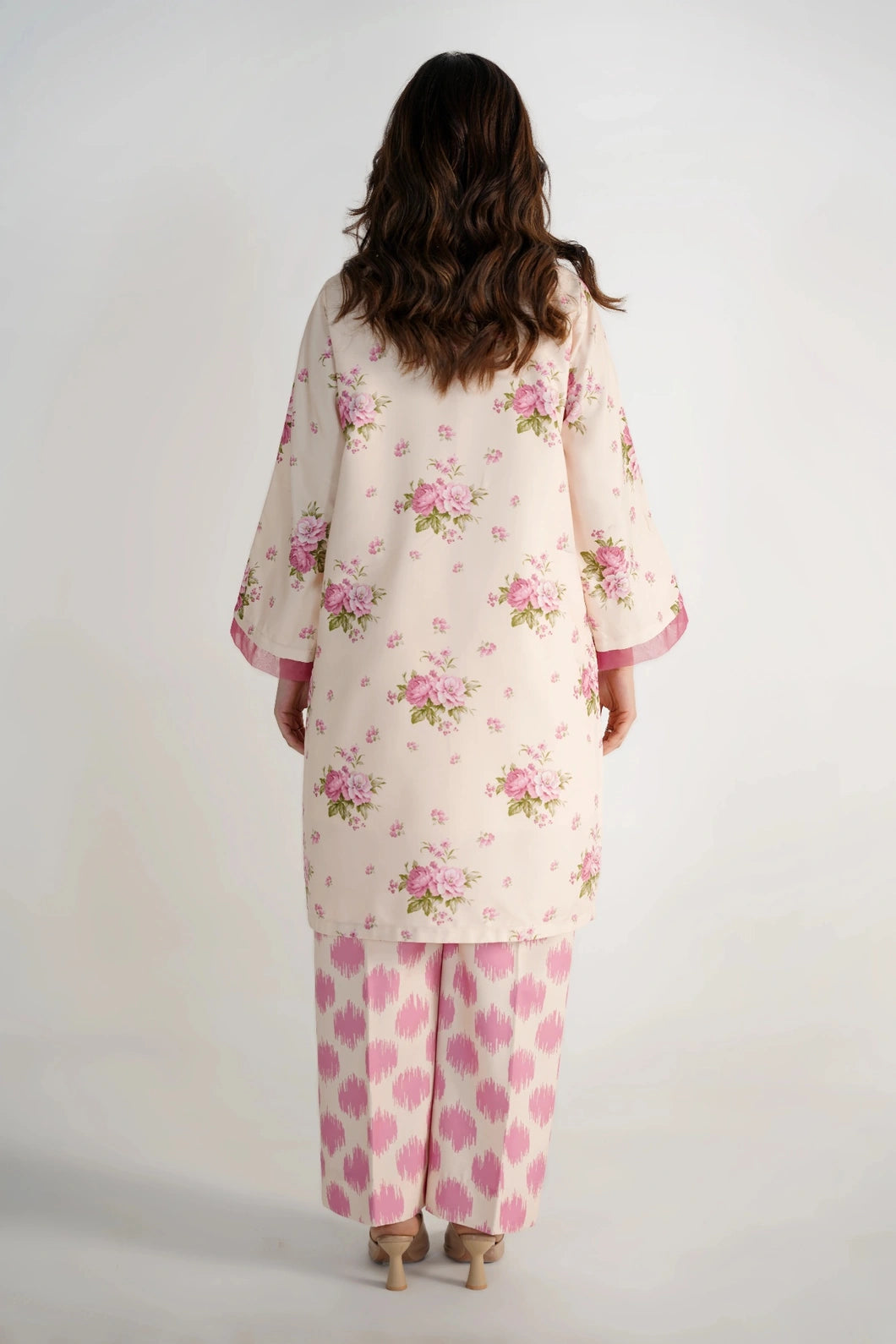 Selene- Shrug