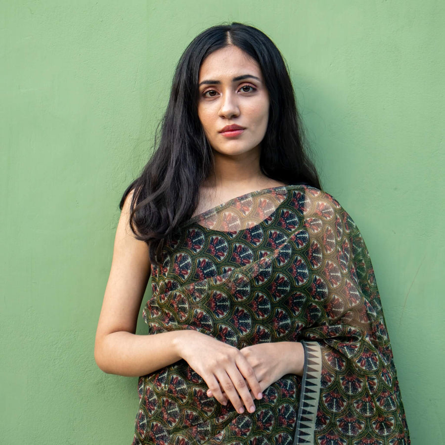 Moss Me Saree | Kar4 - Zaymal