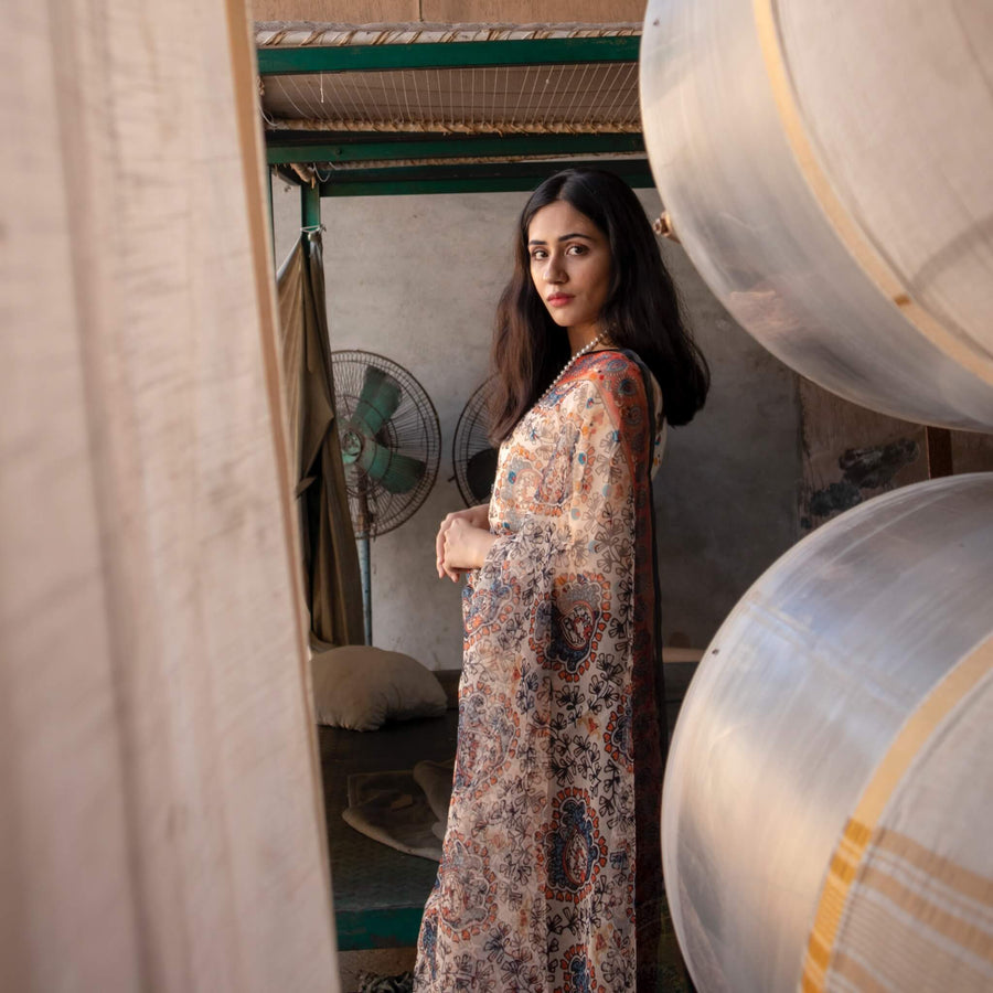 Bisque Saree | Kar1 - Zaymal