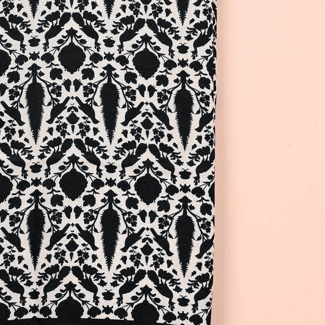 Black and White | DNSH210023 - Zaymal