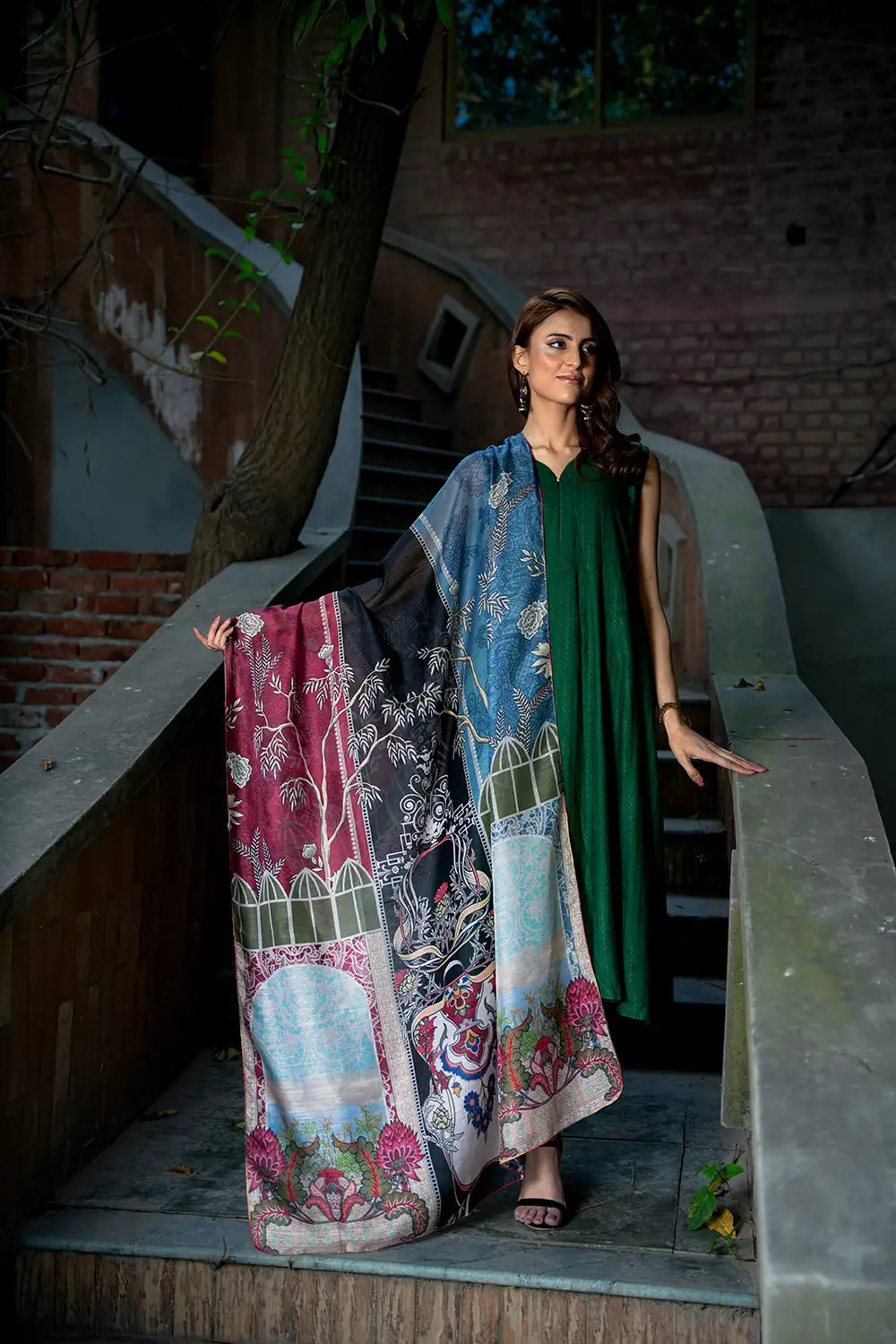 Avra - Manar Dupatta