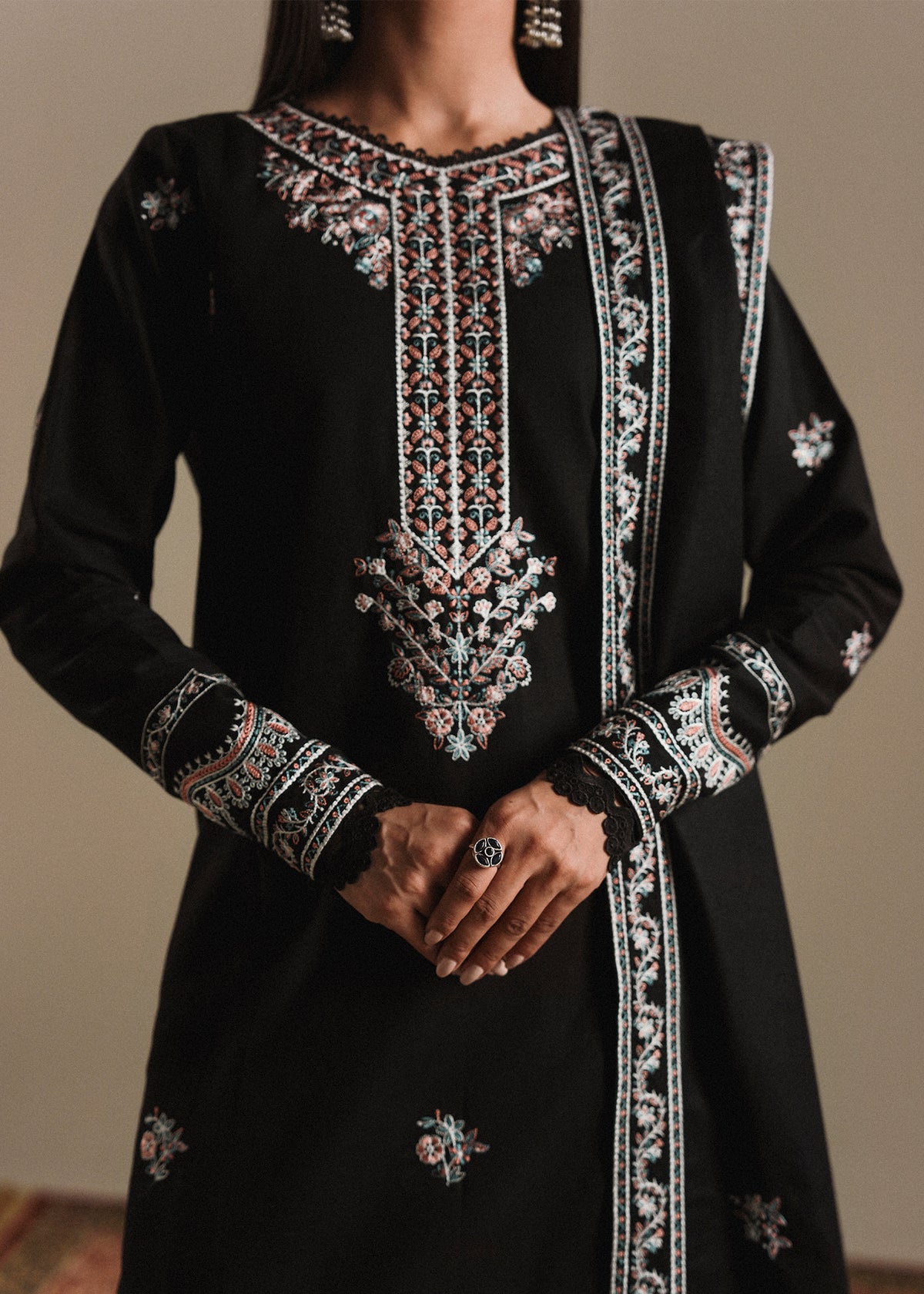Noir Khaddar 2-Piece Set
