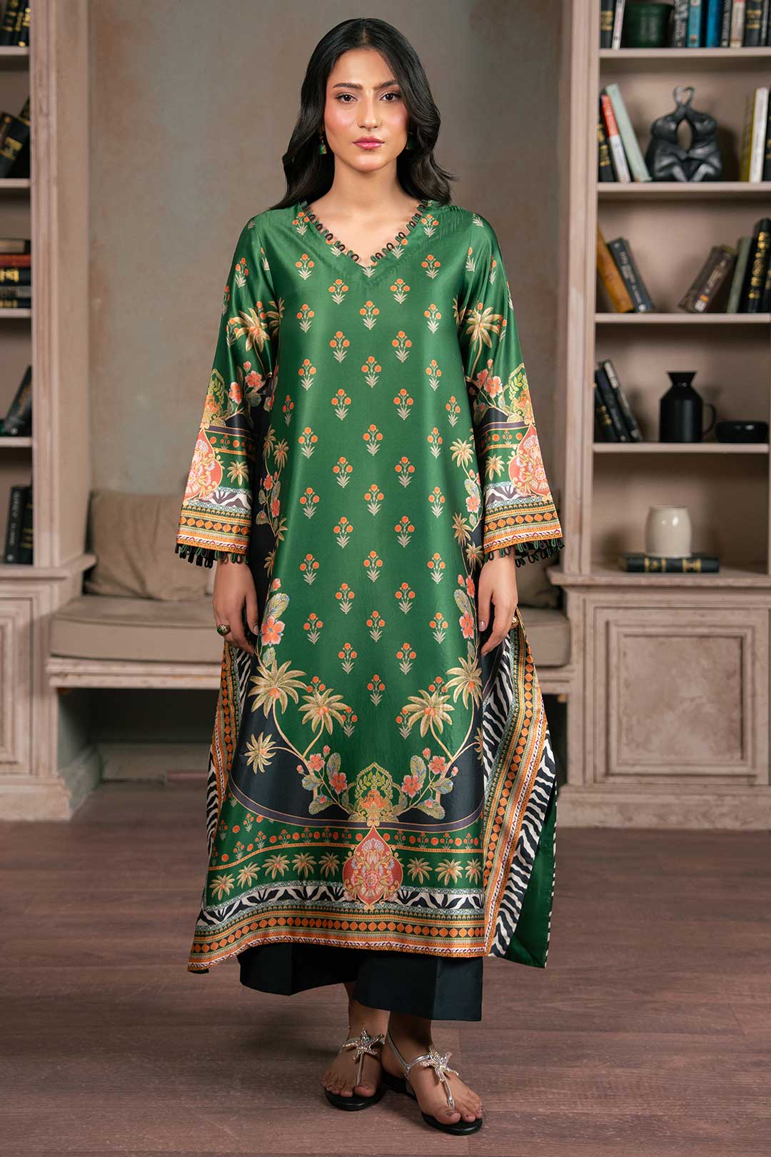 GREEN BLACK PRINTED SILK KAFTAN