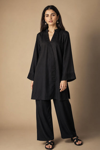 RELAXED FIT PLEATED SHIRT WITH WIDE LEG TROUSERS