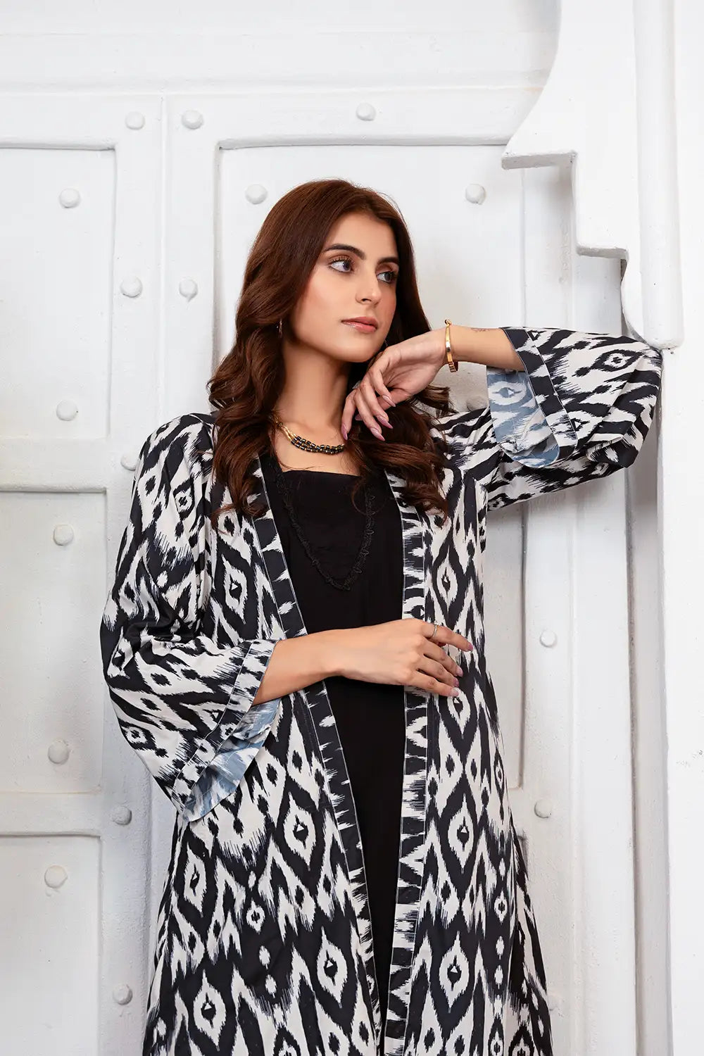Monochrome Ikat