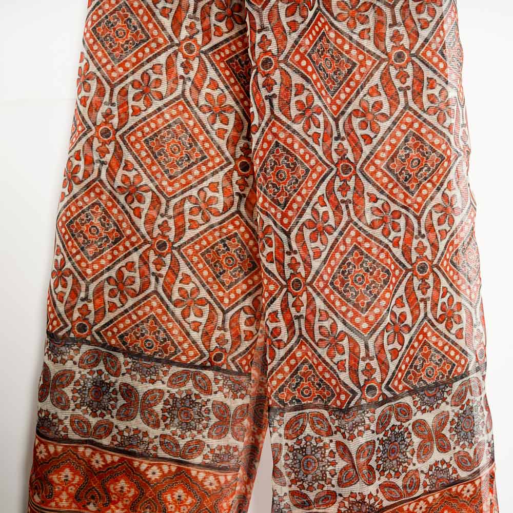 Red Geometric | Z&F 018