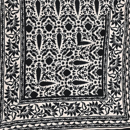 Black and White | DNSH210023 - Zaymal