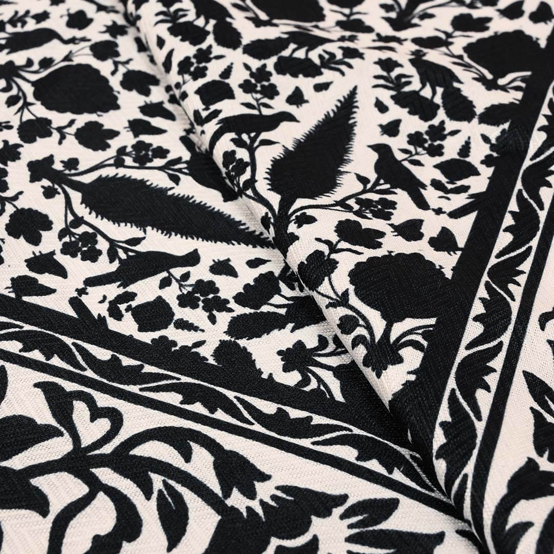 Black and White | DNSH210023 - Zaymal