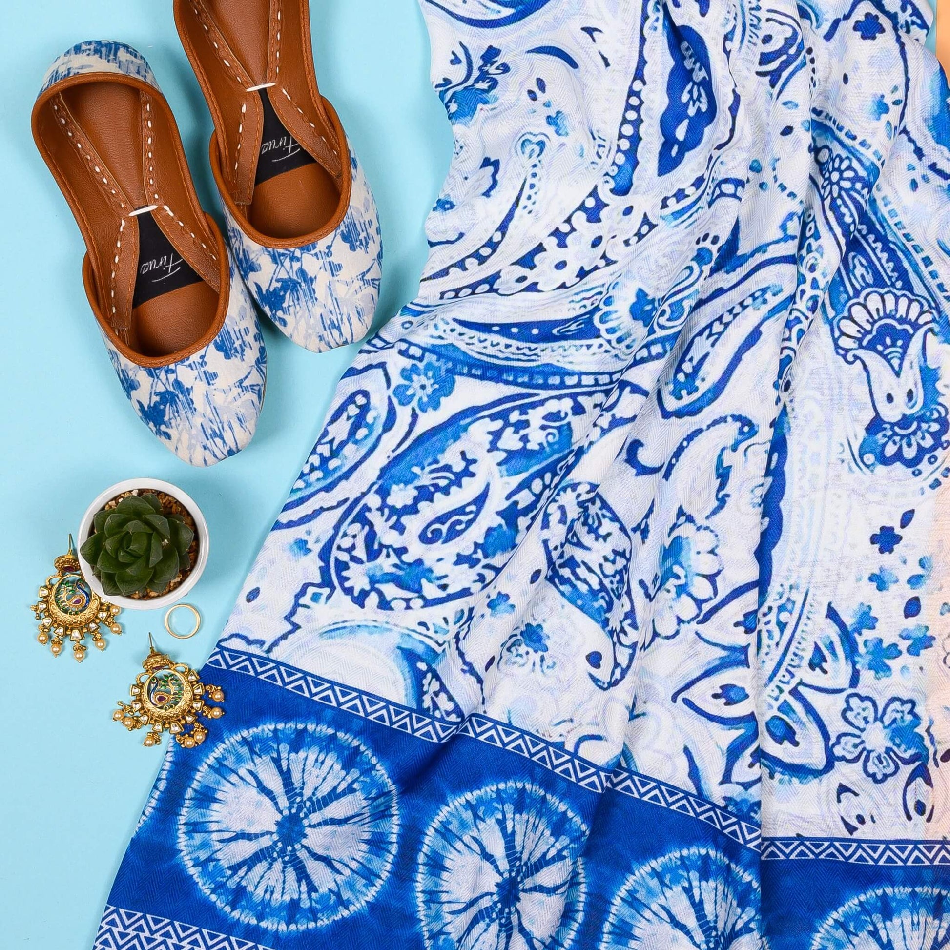 Soothing White & Blue | DN SH21003 - Zaymal